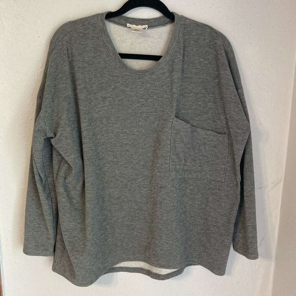 URBAN Romantics Heather Gray Top